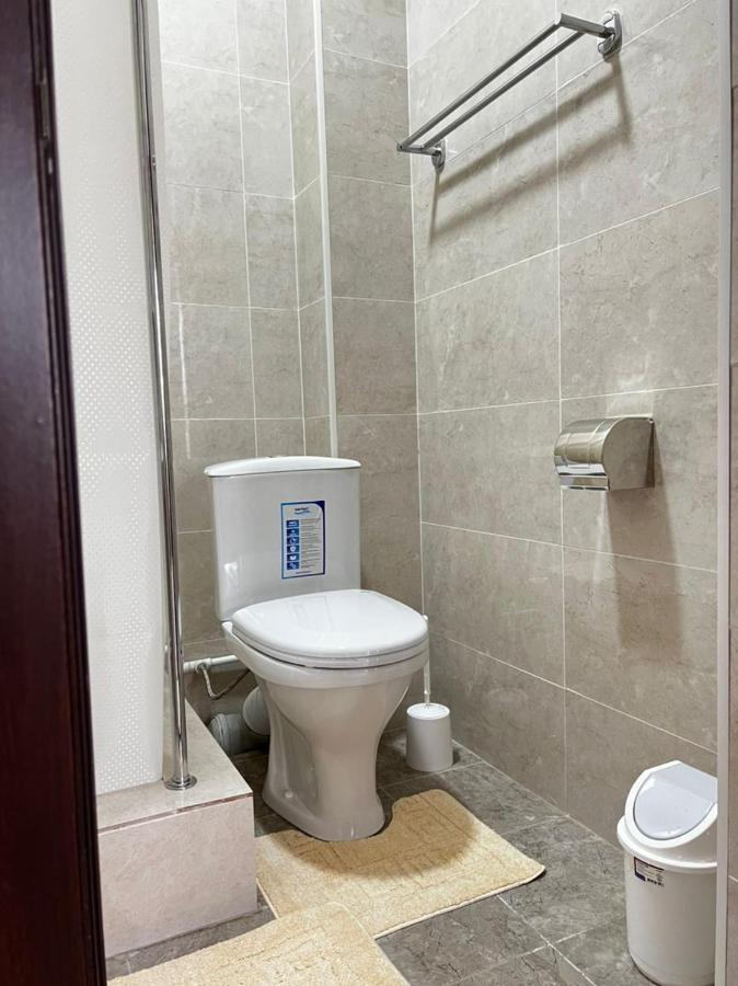 Meiman House Close To Asia Mall Bishkek Esterno foto